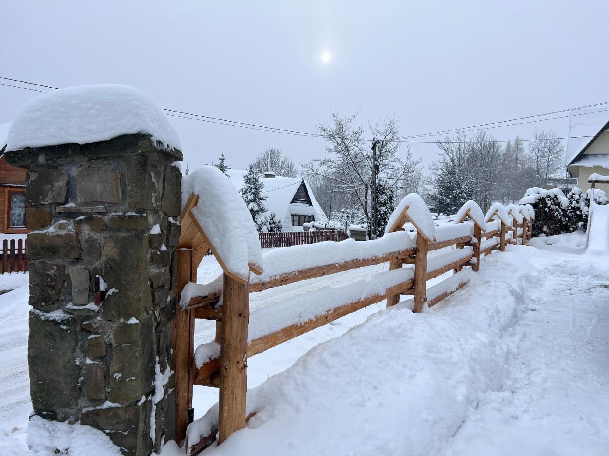 Lobrotno Gazdzina - Goralska Chalupa Na Wylacznosc Villa Bukowina Tatrzanska Exterior photo